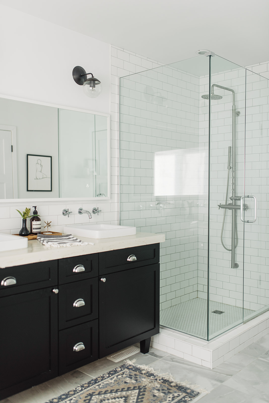 modern bathroom design, black and white bathroom