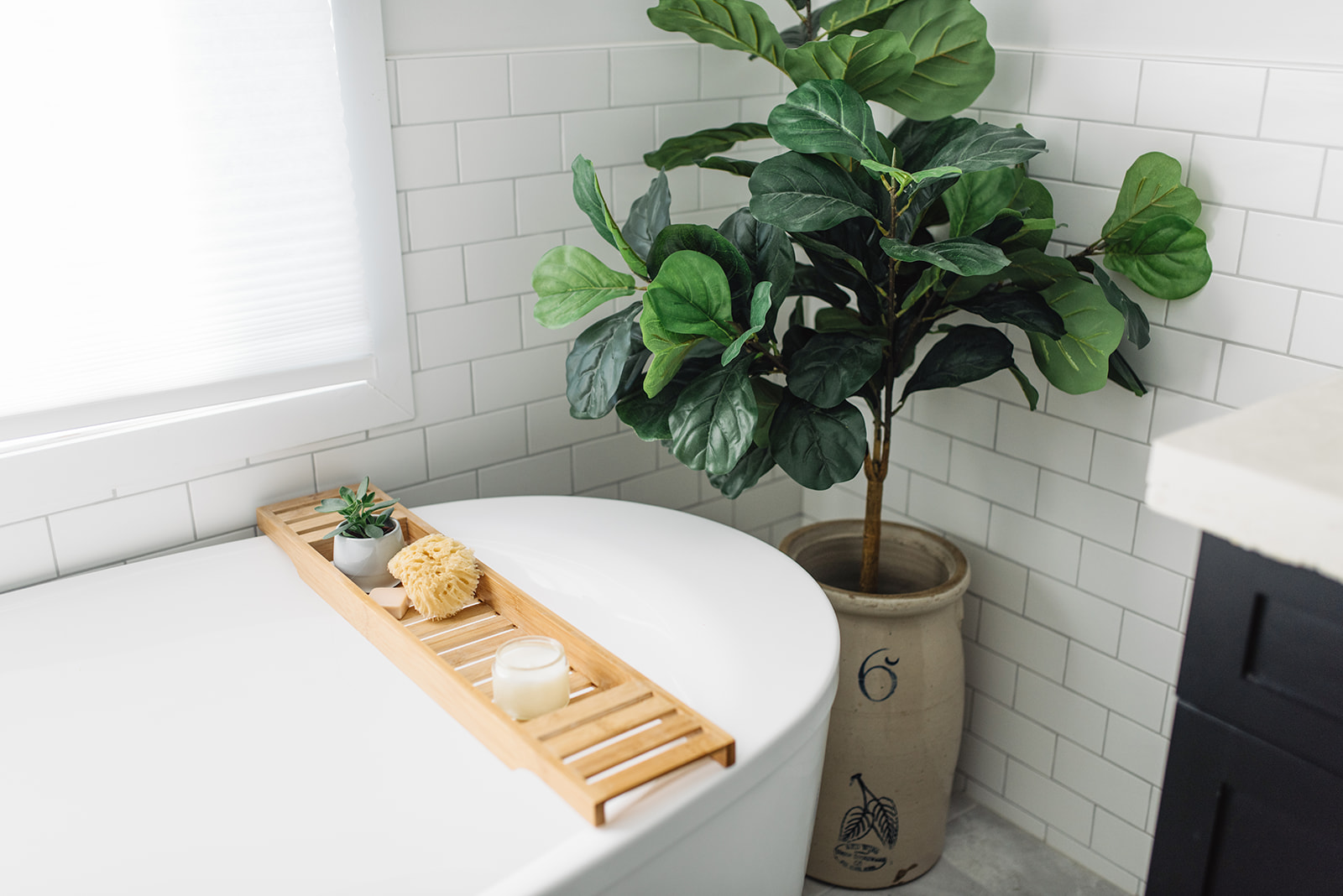 modern bathroom design, black and white bathroom