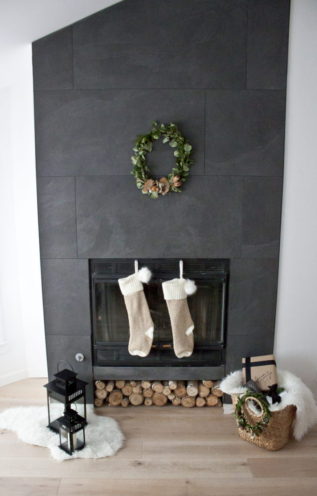 festive fireplace decor, Christmas Fireplace Decor