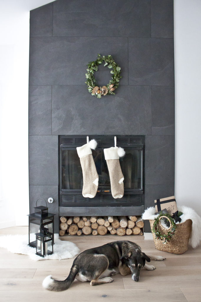 festive fireplace decor, Christmas Fireplace Decor