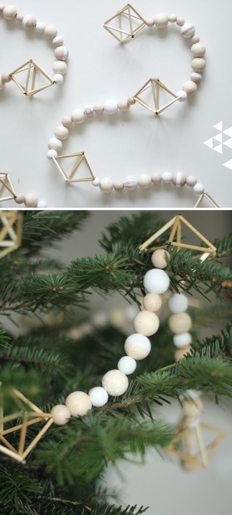 How to decorate a Scandinavian Christmas tree?