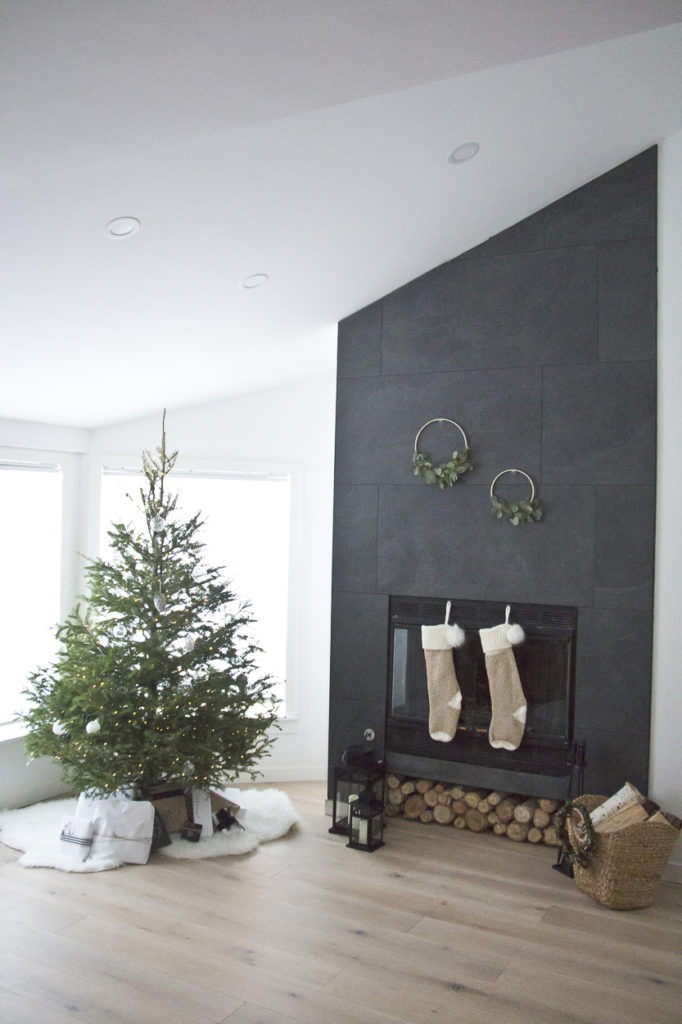 Minimalistic Christmas Decor, home tour, Christmas decor