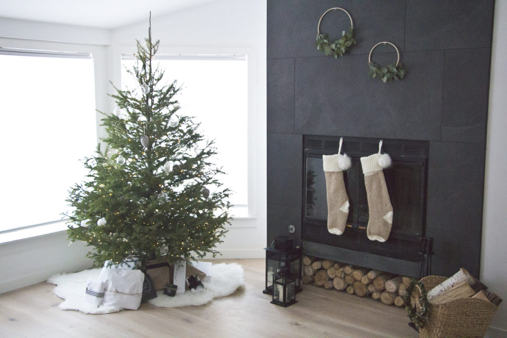 Minimalistic Christmas Decor, home tour, Christmas decor