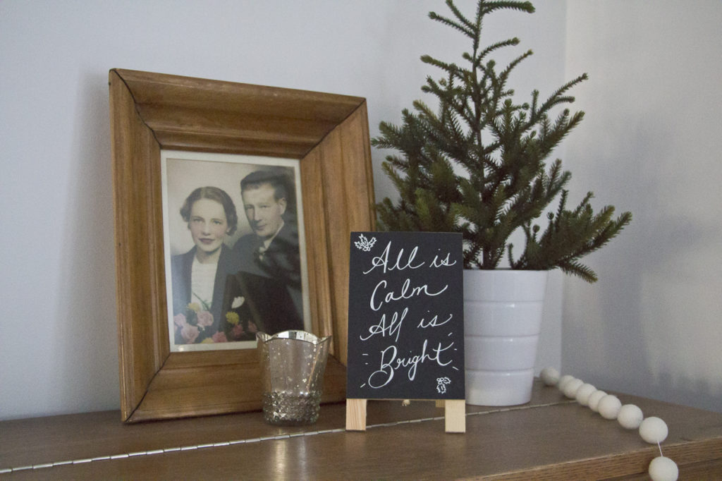 Minimalistic Christmas Decor, home tour, Christmas decor