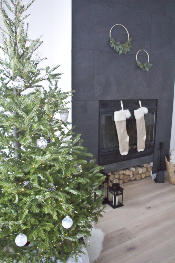 Minimalistic Christmas Decor, home tour, Christmas decor