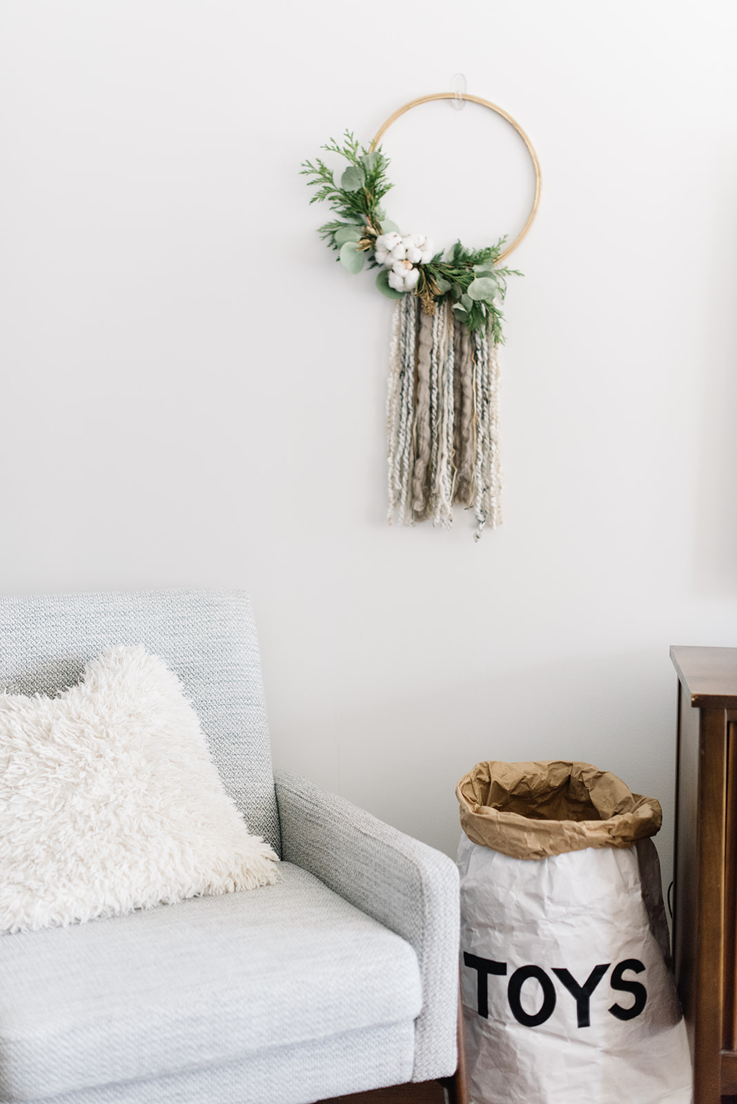 Modern Minimal Holiday Decor, neutral Christmas decor