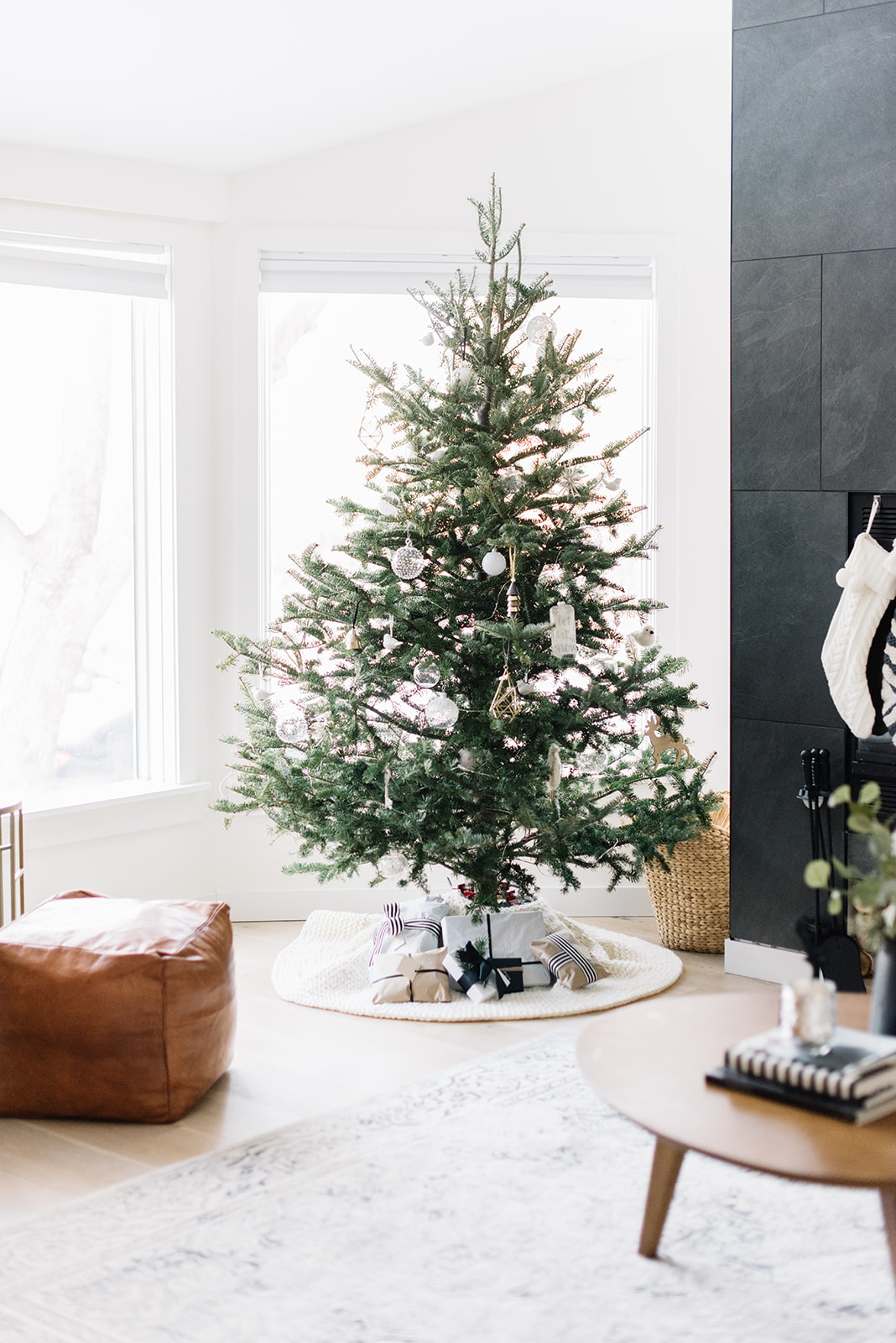 Modern Minimal Holiday Decor, neutral Christmas decor