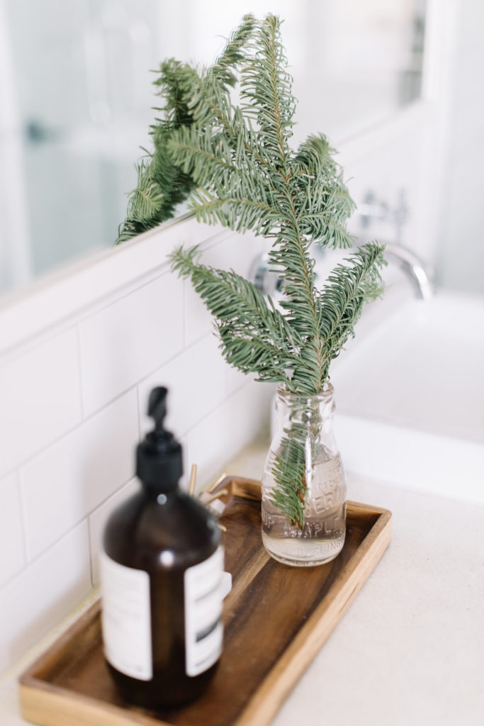 Modern Minimal Holiday Home Tour, holiday decor, minimal holiday decor, Scandinavian holiday decor