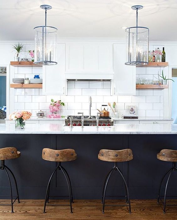 how to keep a white kitchen current