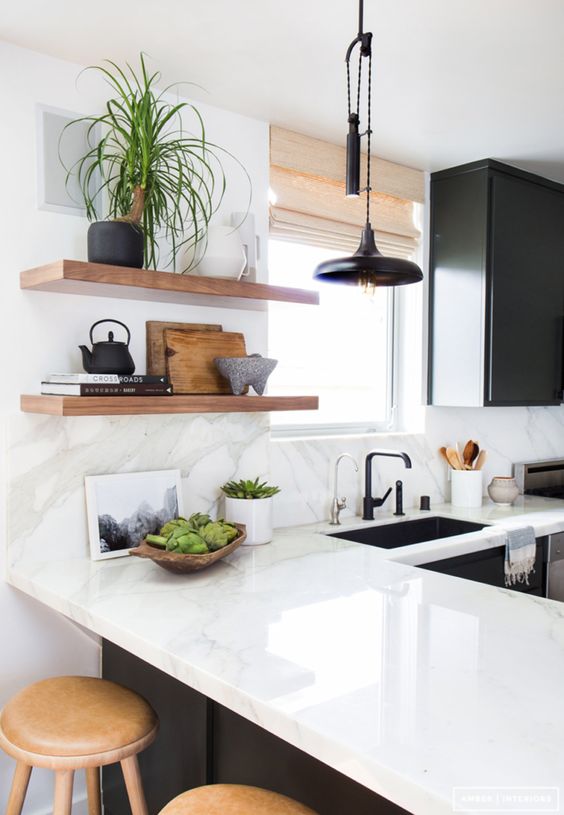 how to keep a white kitchen current