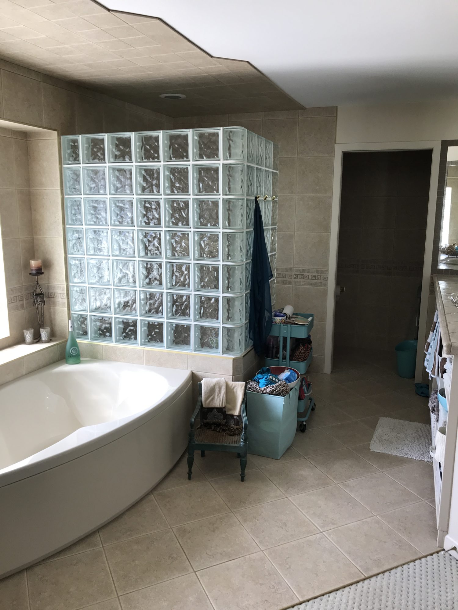 before and after, bathroom renovation, bathroom design, the Duchess on the Drive