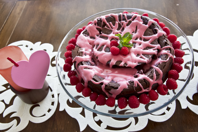 Valentines Flourless Chocolate Cake